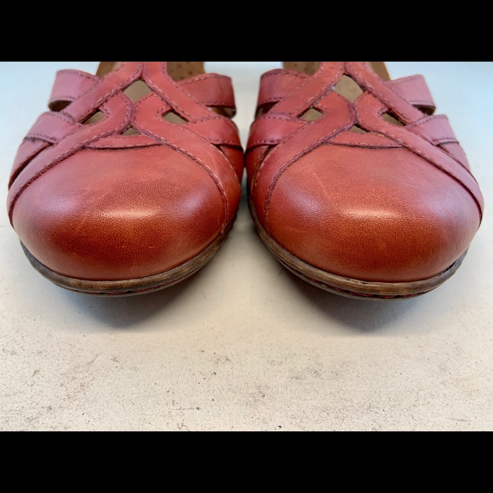 ⚡️SOLD Cobb Hill Aubrey T-Strap Heeled Sandals - Picture 3 of 11